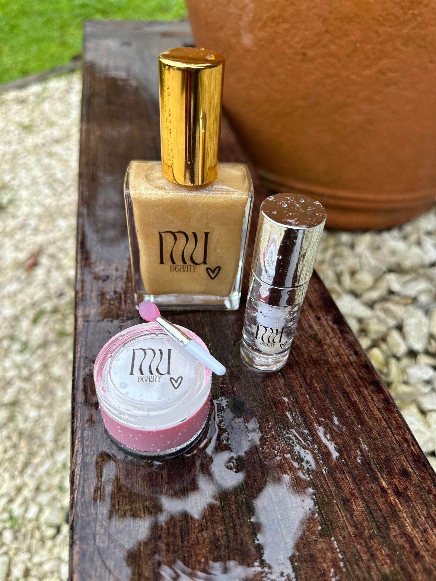 LIP MASK