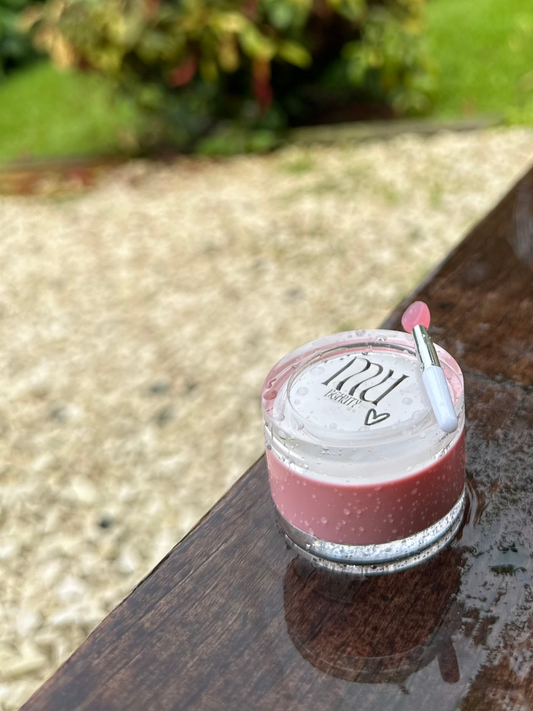 LIP MASK