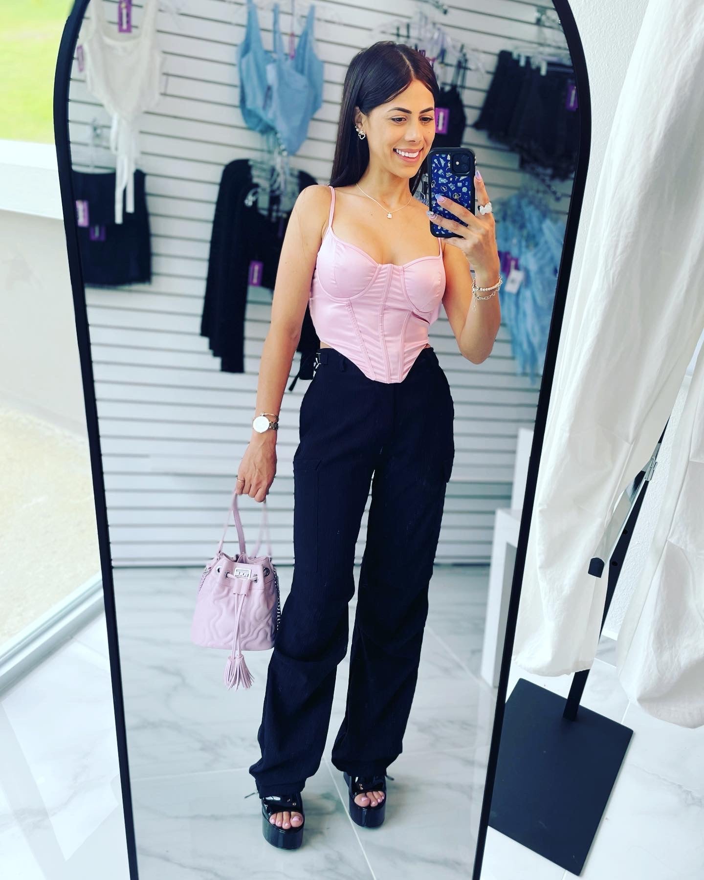 Bayla Top